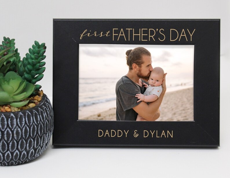 Fascinating art - Customized Father's Day gift | Wooden Frame| Birthday Gift  | wood 14 * 11 INCHES | fathers day gift for dad|gift for father|men :  Amazon.in: Home & Kitchen